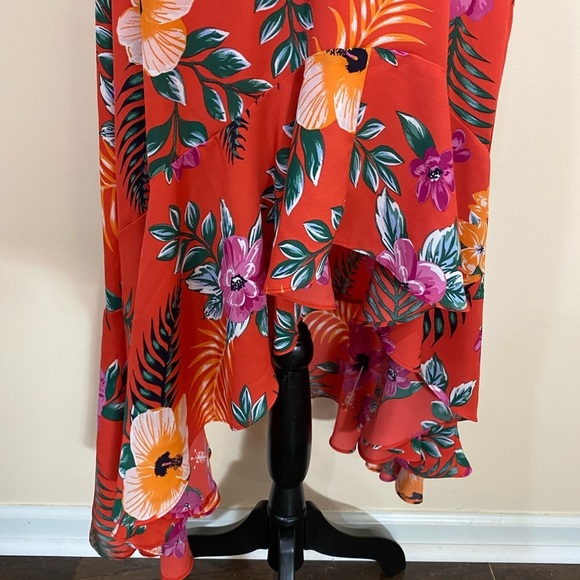 Francesca’s Pink Tropical Floral Boho Maxi Dress size Small NWT - Picture 5 of 13